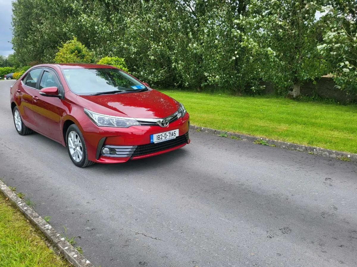 Toyota corolla 1.3 petrol . LUNA SPORT - Image 2