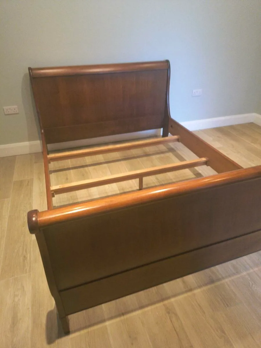 King size Bed - Image 3
