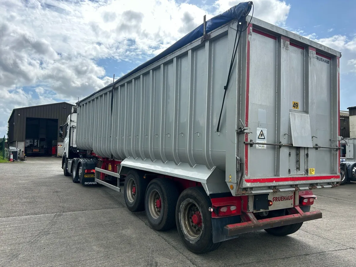 Fruehauf tipping trailer - Image 3