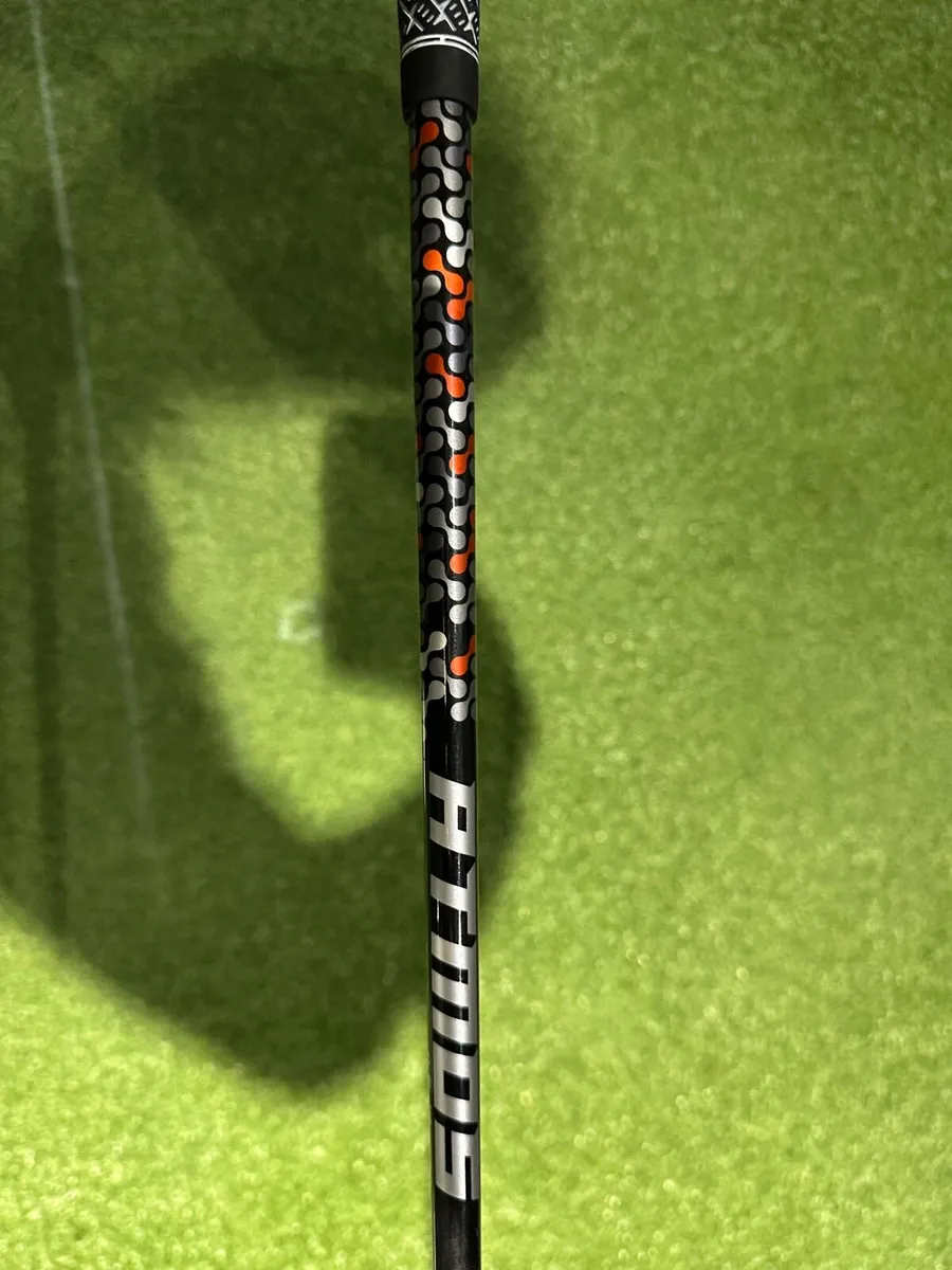Taylormade M6 4 hybrid (22°) Right hand regular - Image 4