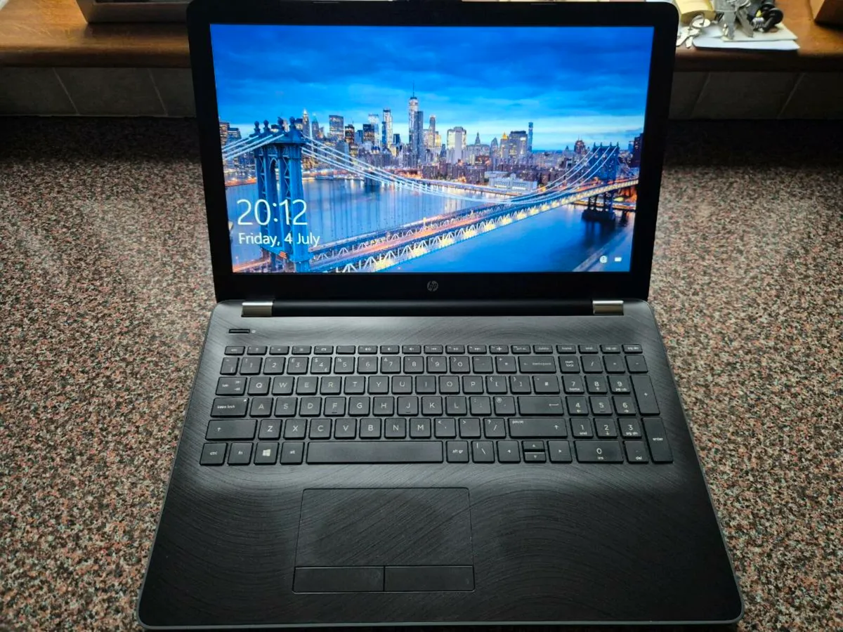 Hp 15 laptop - Image 1