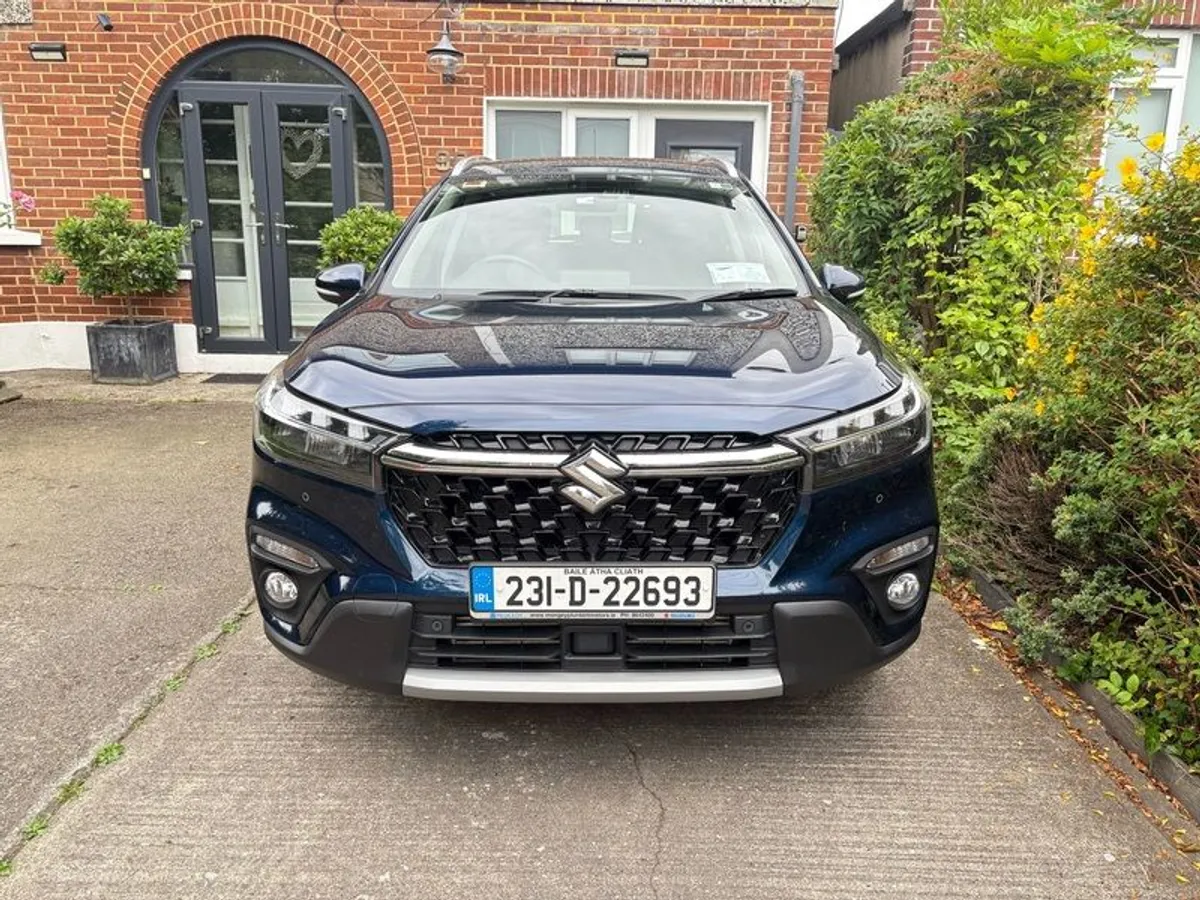 2023 Suzuki Sx4 S-cross - Image 2