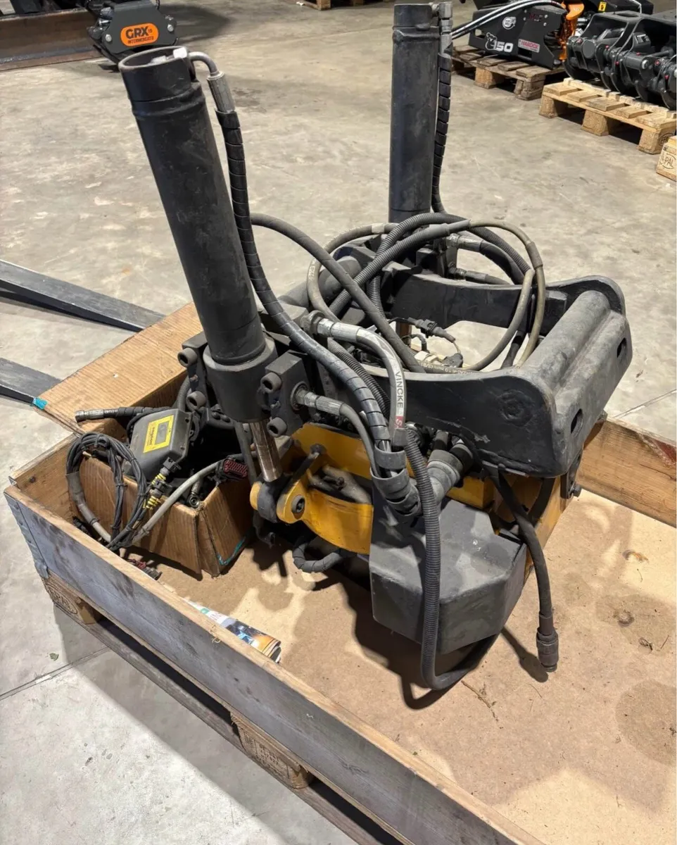 Engcon ec10 s50 8-12ton - Image 3