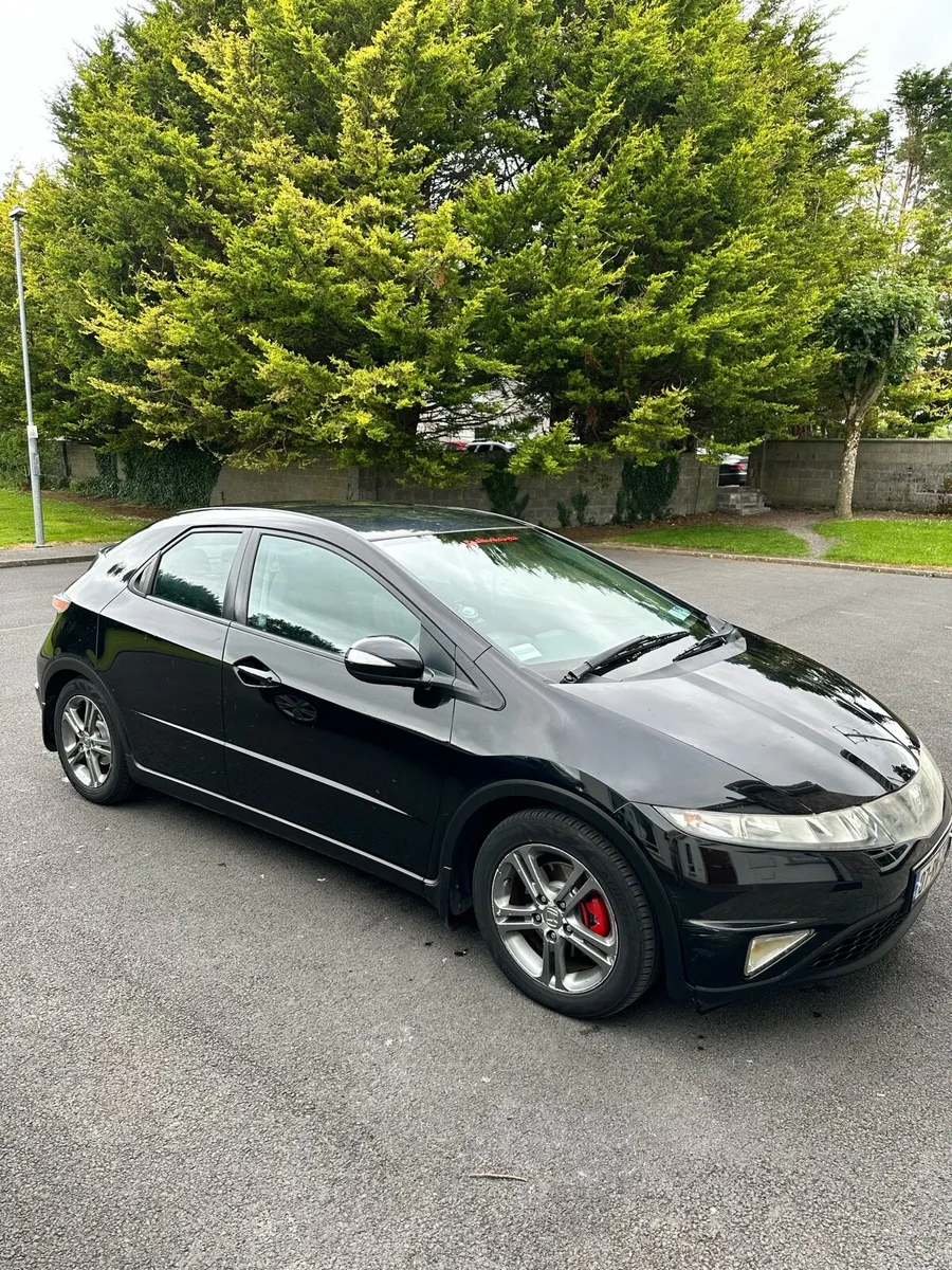Honda Civic 2007 Hatchback NCT & Taxed - Image 1