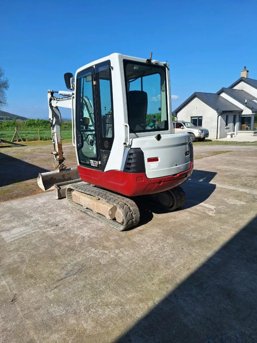 Takeuchi tb228 - Image 2