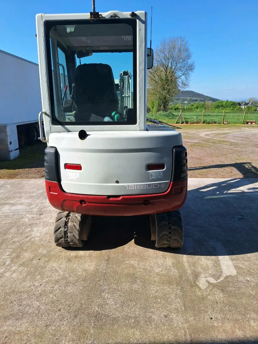 Takeuchi tb228 - Image 3