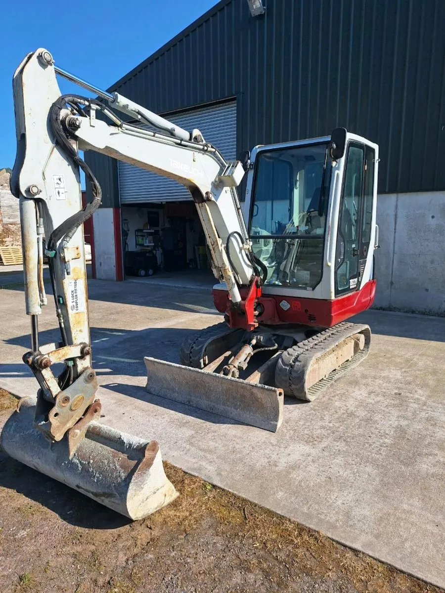 Takeuchi tb228 - Image 4