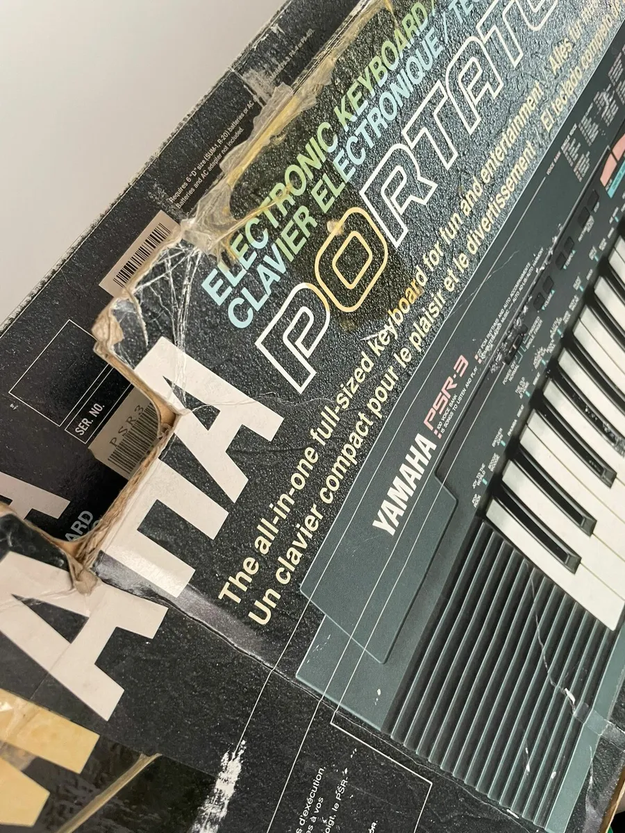 Yamaha Keyboard & Stand - Image 3