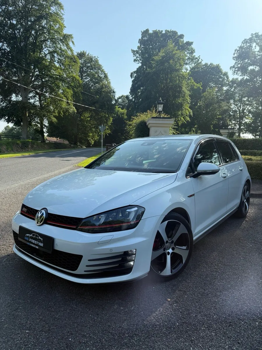 GOLF GTI - Image 4