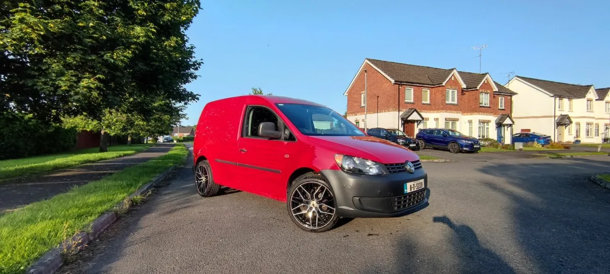 Volkswagen Caddy 2011 - Image 1