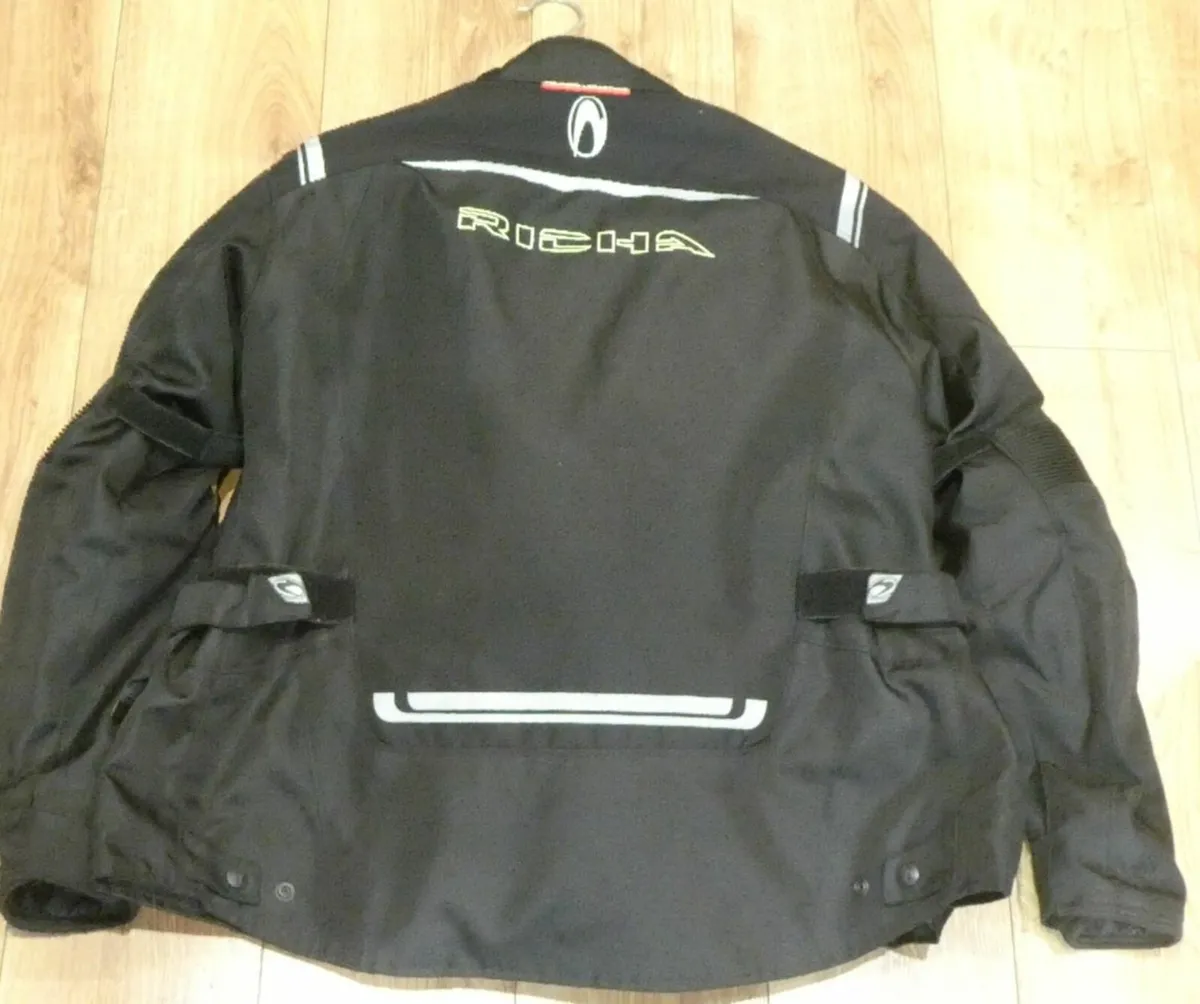 Richa Motorcycle Jacket and pants - Image 4