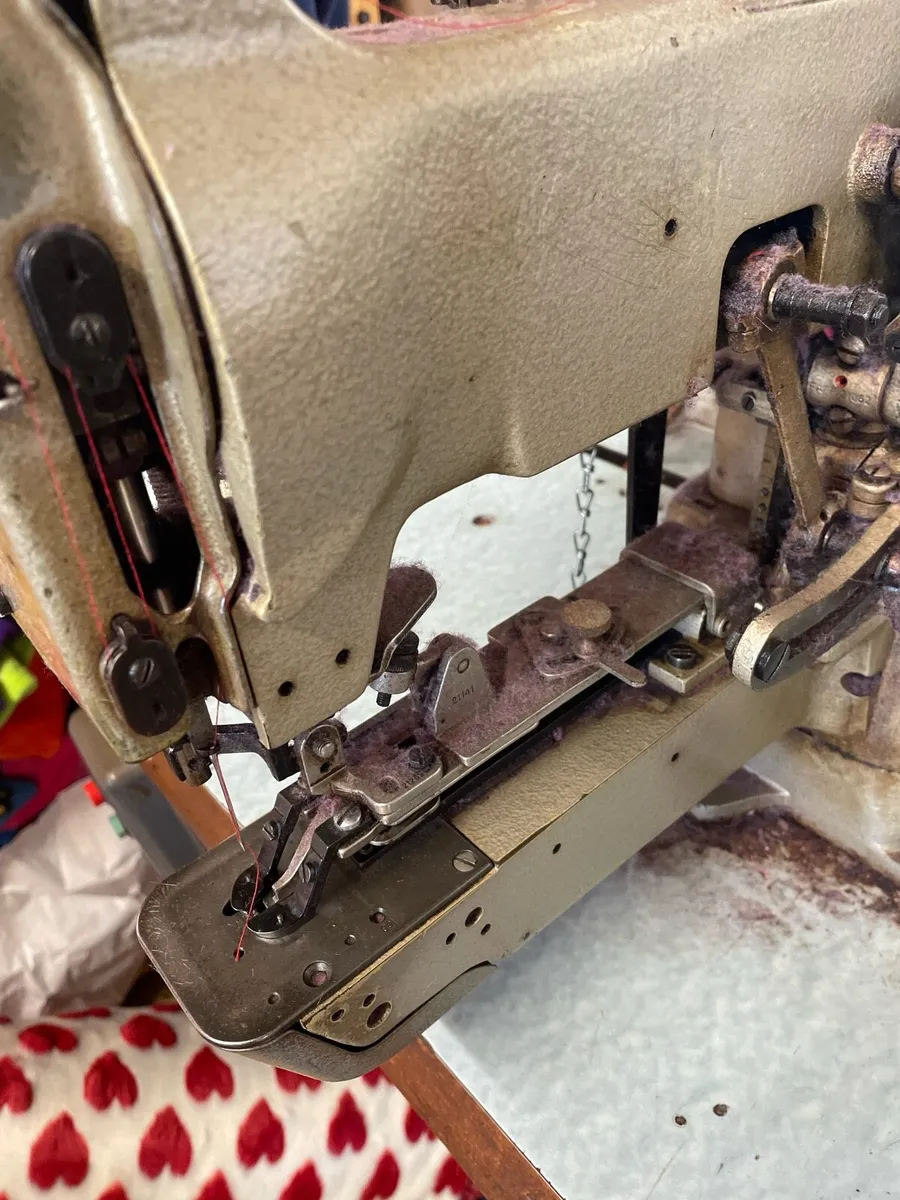 Button machine