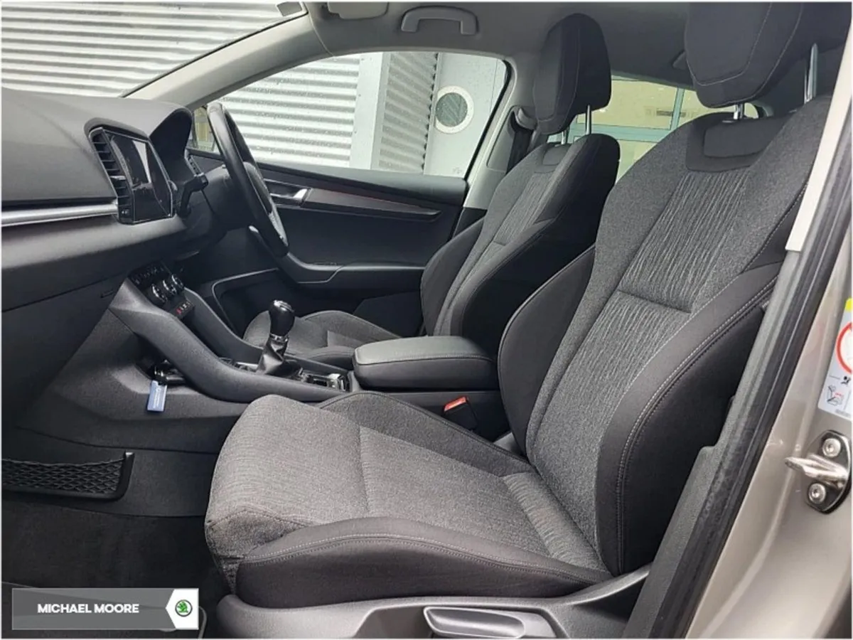 Skoda Karoq Style 1.6tdi 115BHP 5DR - Image 4