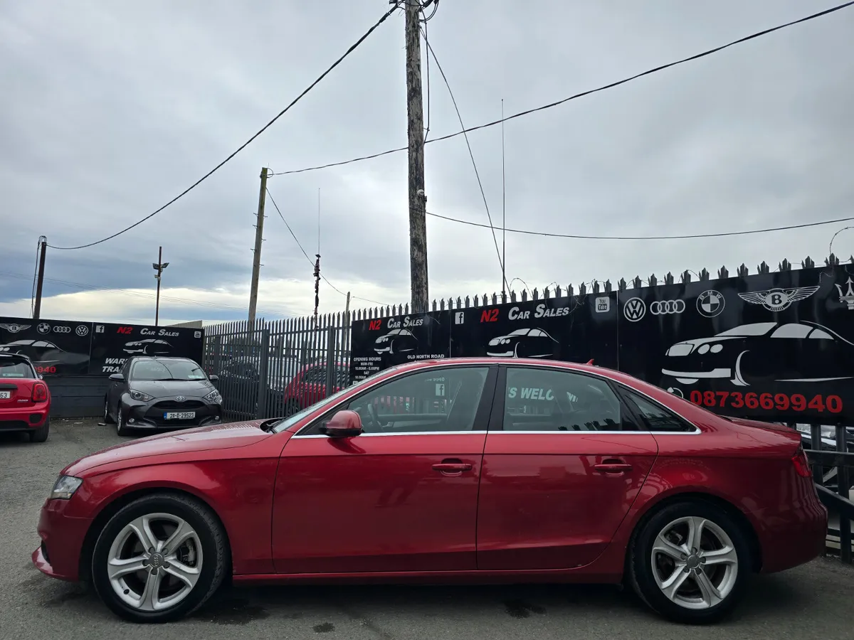 2011 Audi A4 2.0tdi Manual, VERY CLEAN - Image 4