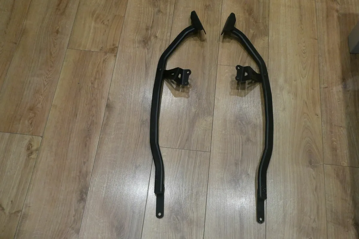 Top box bracket for suzuki gsf and bandit - Image 1