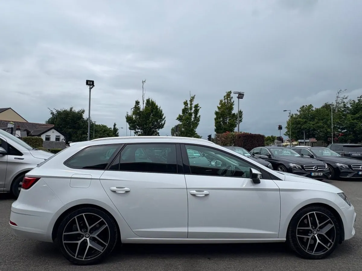 SEAT Leon FR ST 2.0tdi 184HP DSG 5DR Auto - Image 4