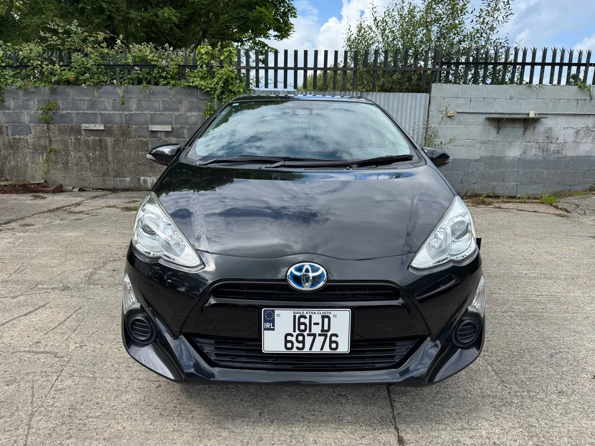 2016 TOYOTA AQUA. 2 YEAR NCT. LOW KMS. AUTO 1.5L - Image 2