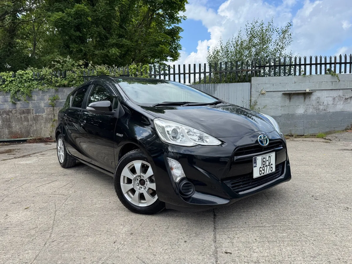 2016 TOYOTA AQUA. 2 YEAR NCT. LOW KMS. AUTO 1.5L - Image 3