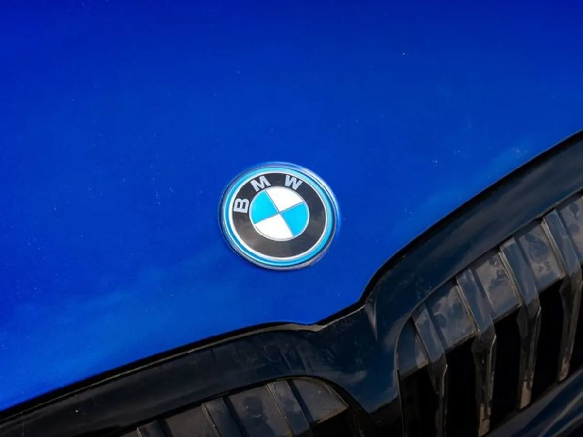 BMW 3 Series 330E M Sport - Image 4
