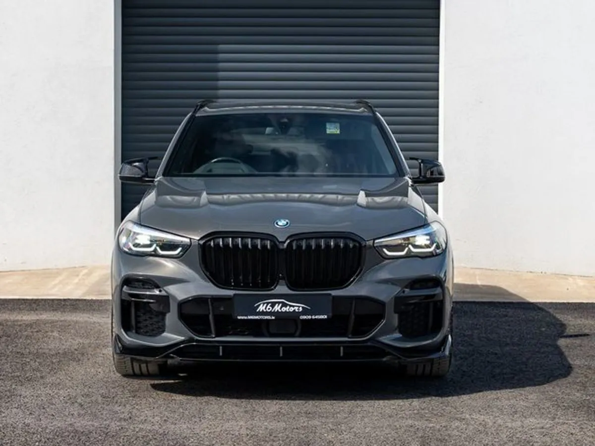 BMW X5 Xdrive45e M Sport  huge Spec - Image 2