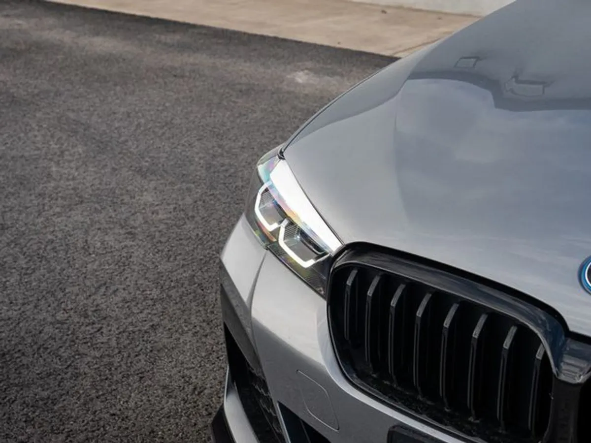 BMW 5 Series 530E M Sport M Performance - Image 3