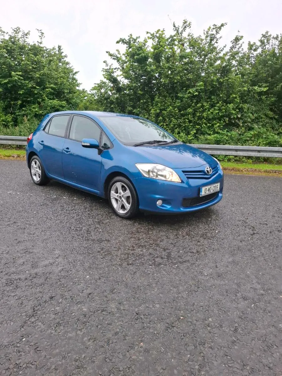 2010 toyota auris 1.4 d4d - Image 1