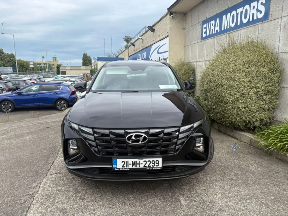 Hyundai Tucson Comfort Plus Automatic Hybrid 1.6 - Image 2