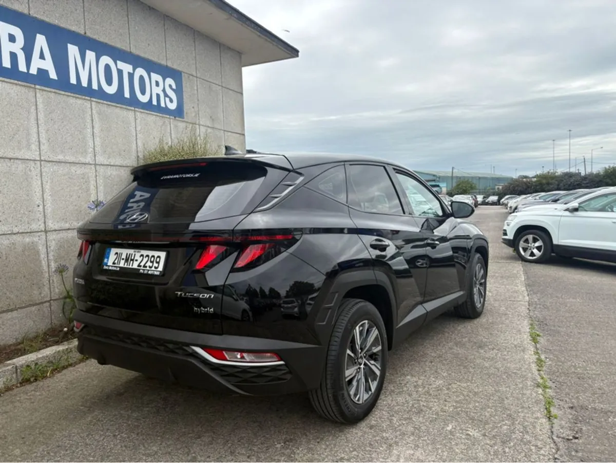 Hyundai Tucson Comfort Plus Automatic Hybrid 1.6 - Image 4
