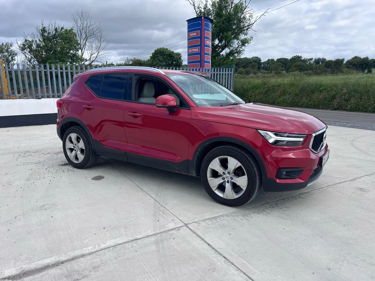 2020 Volvo xc40 D3 - Image 1
