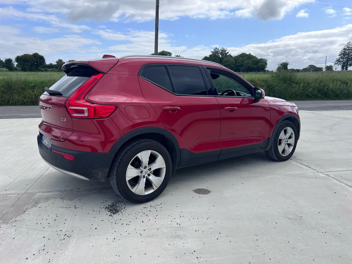 2020 Volvo xc40 D3 - Image 3