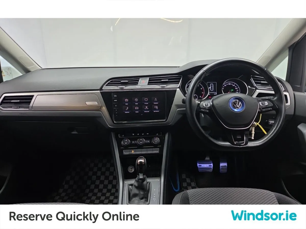 Volkswagen Touran Comfortline 1.4 TSi 7 Seater Au - Image 4
