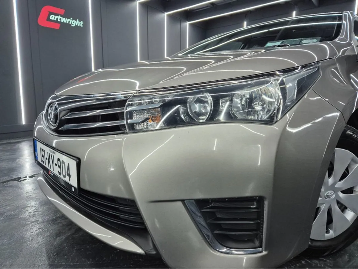 Toyota Corolla 1.4 D-4d Terra 4DR - Image 3
