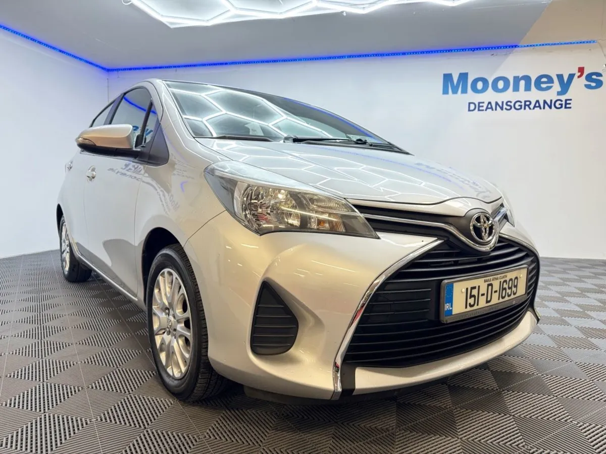 Toyota Yaris 1.0 Vvt-i 3Dr Luna  Very Low Mileage - Image 1