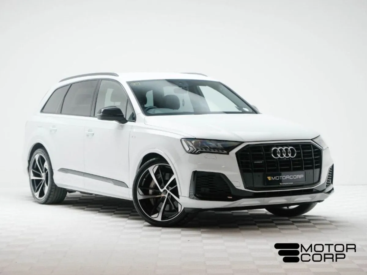Audi Q7 S Line 55 Tfsi E Black Edition Quattro - Image 1