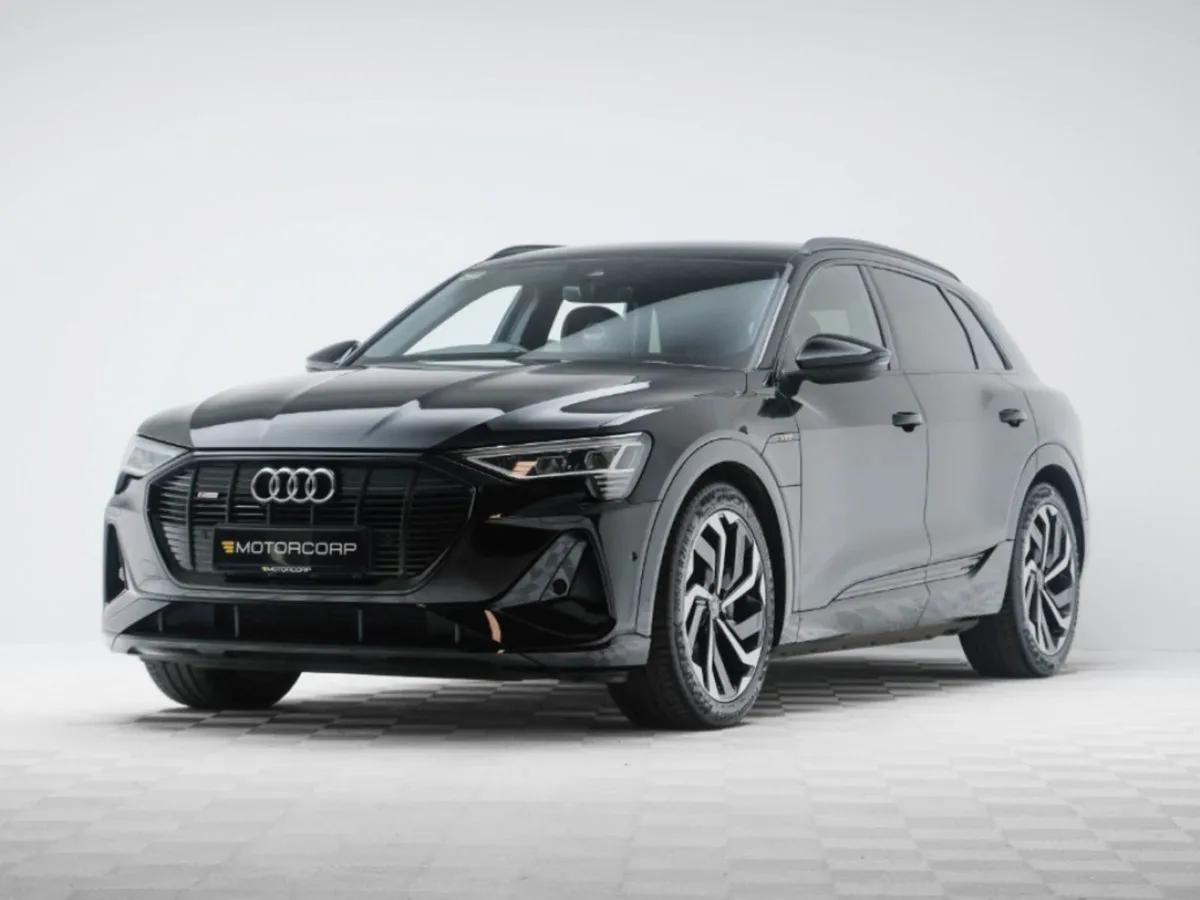 Audi E-Tron 50 S Line Black Edition Quattro - Image 3