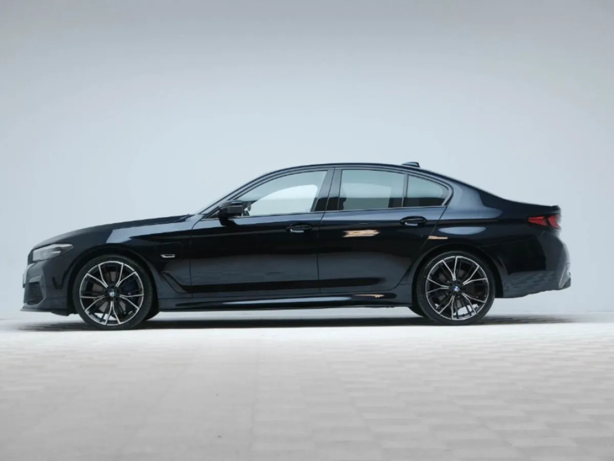 BMW 5 Series 545E M Sport Xdrive - Image 4