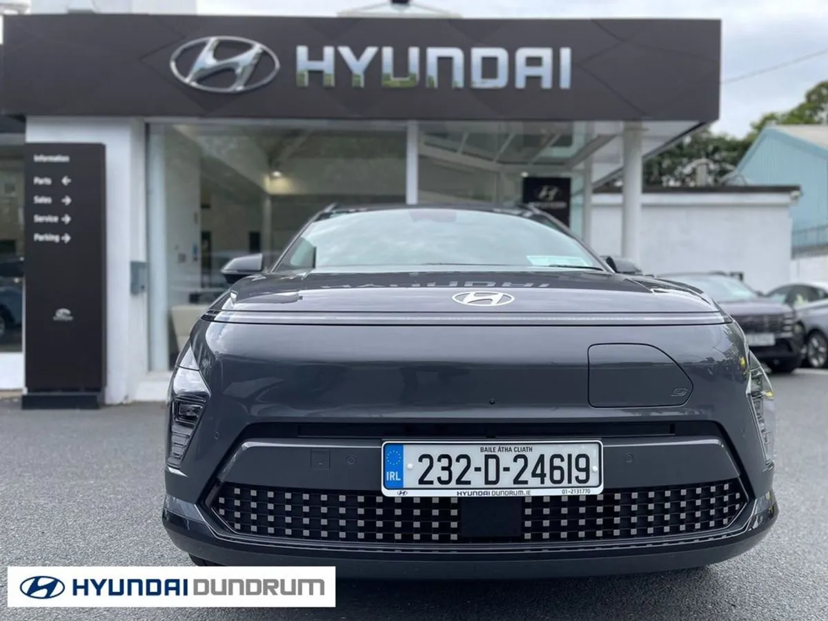 Hyundai Kona Platinum 65kwh 5DR Auto - Image 2