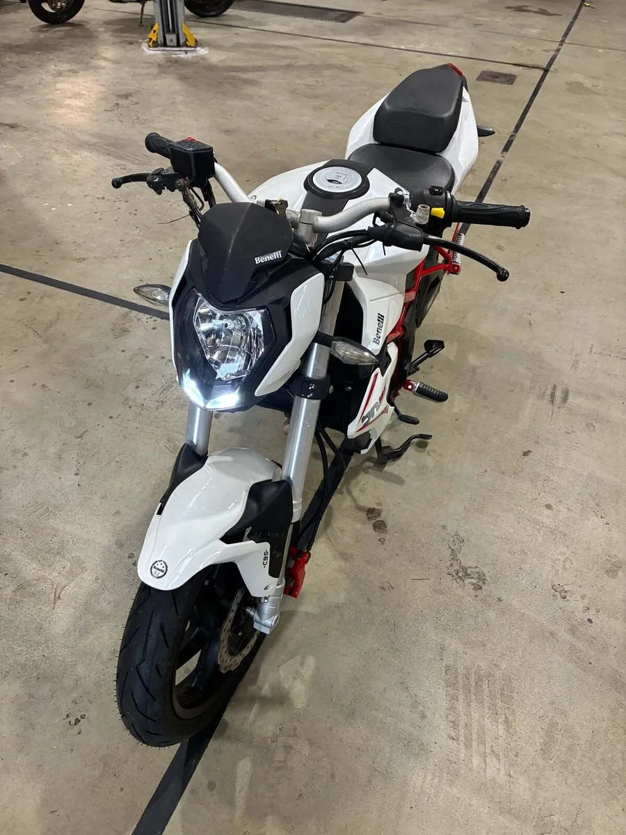 Benelli Bn125 - Image 1
