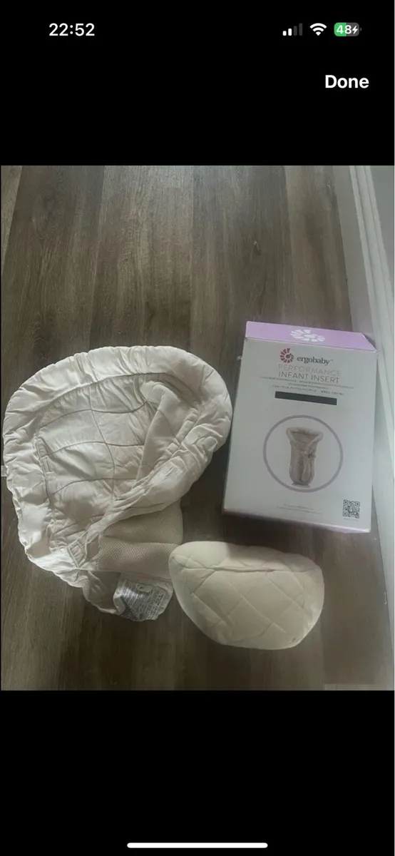 Baby carrier - Image 1