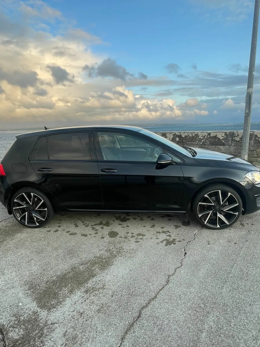 Volkswagen Golf 2016 - Image 2