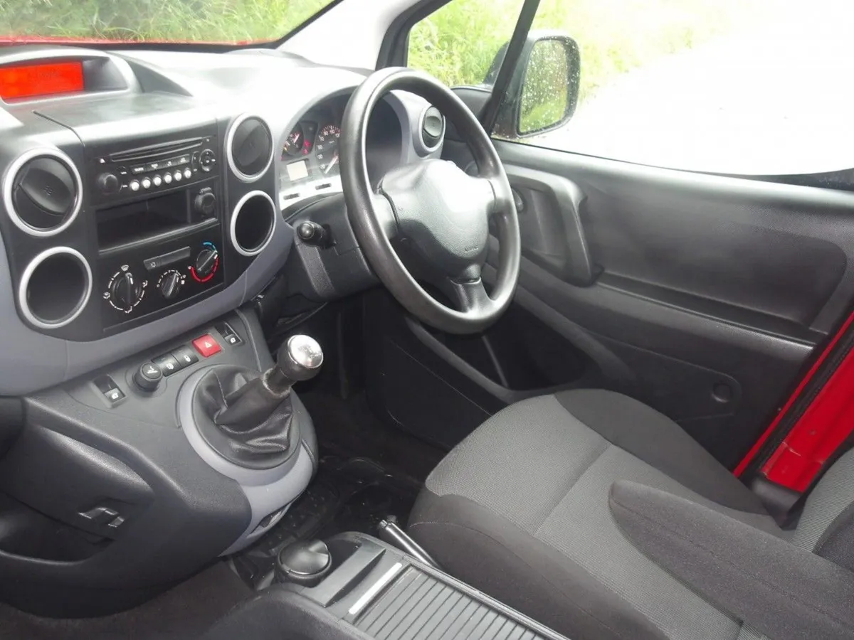 Peugeot Partner Partner Access 1.6 HDI 1-owner - Image 2
