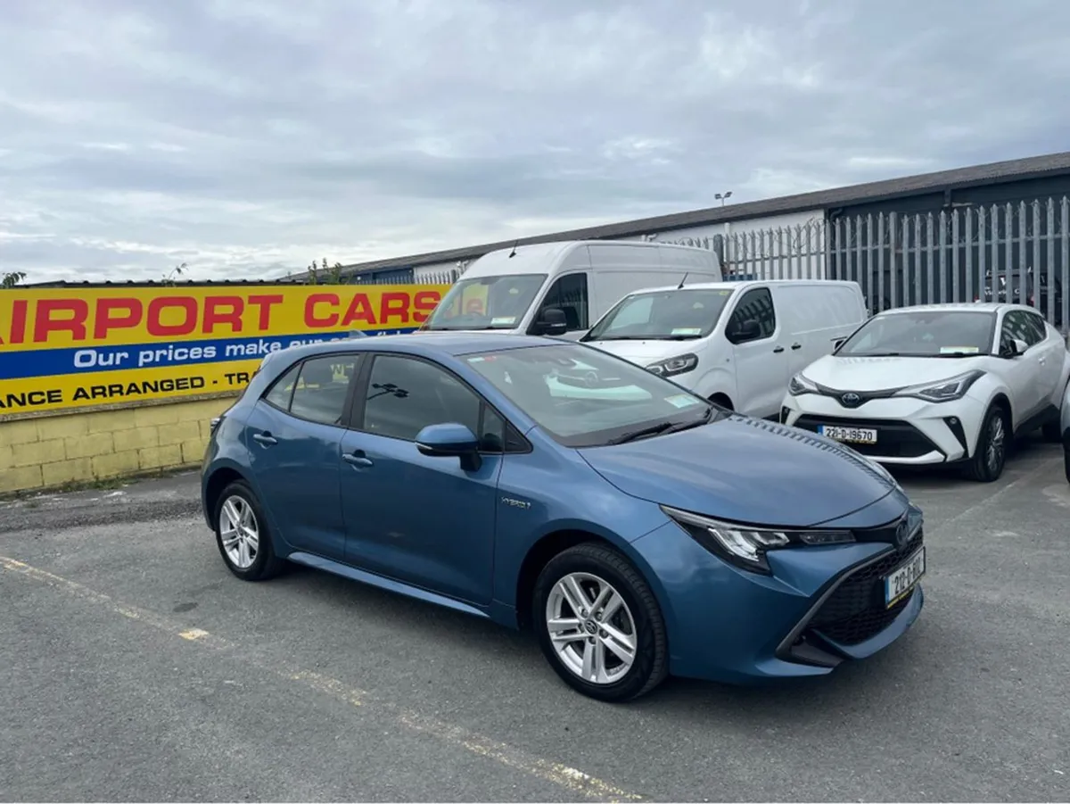 Toyota Corolla Hybrid Luna H/B 4DR Auto A - Image 1