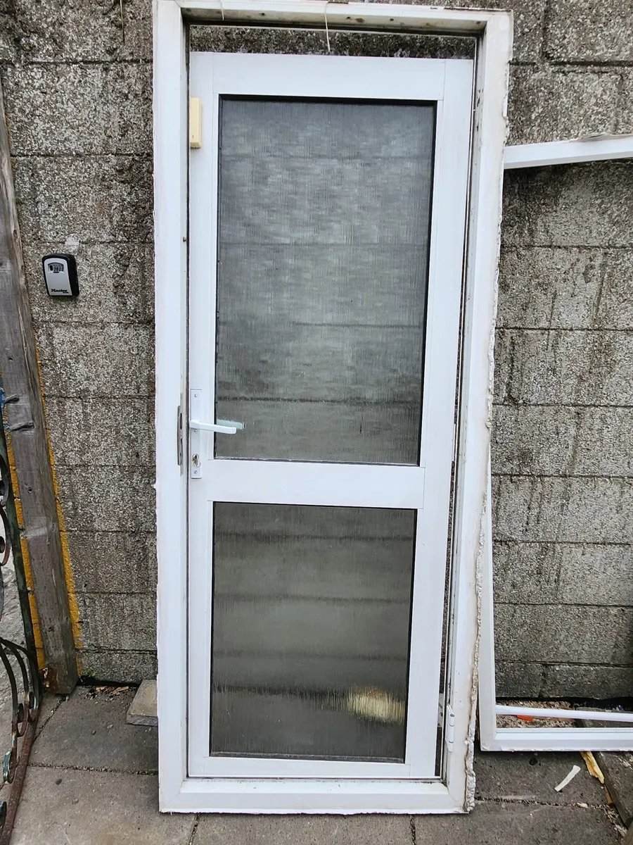 Glass door internal - Image 1
