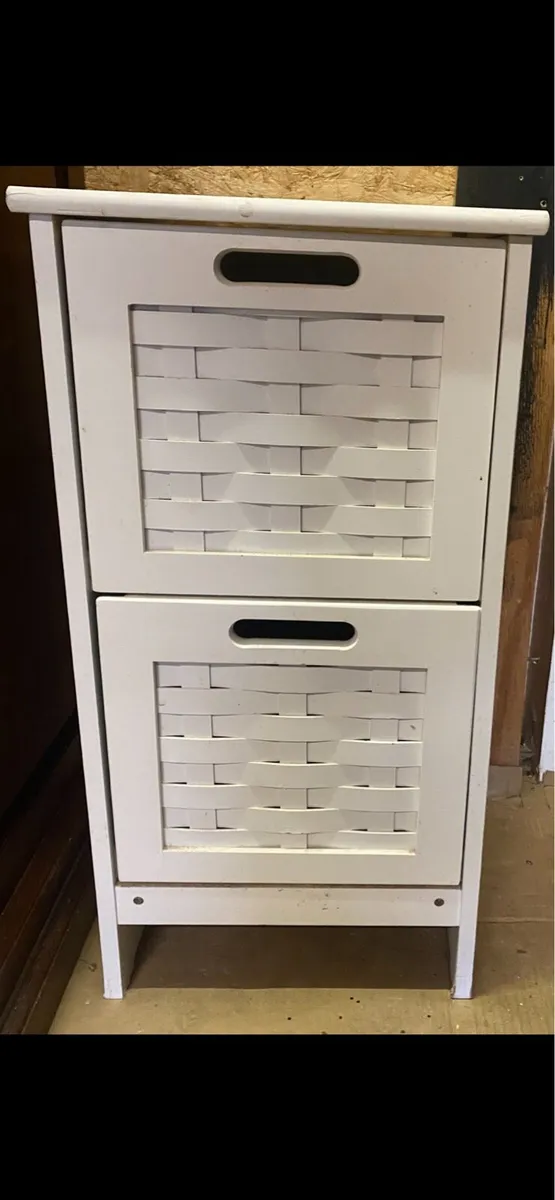 Bathroom Unit - Image 2