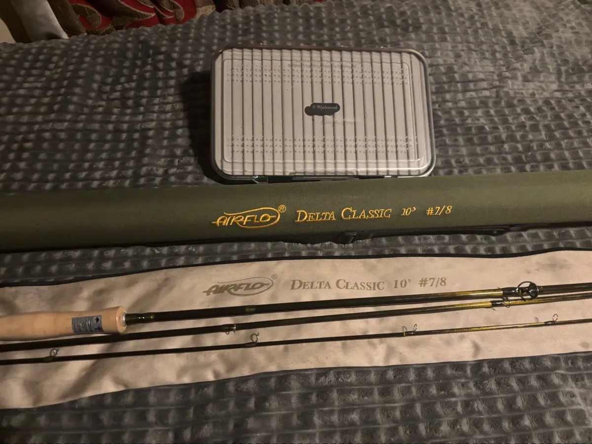 Airflo 10Ft #7/8 fly rod and large flybox - Image 1