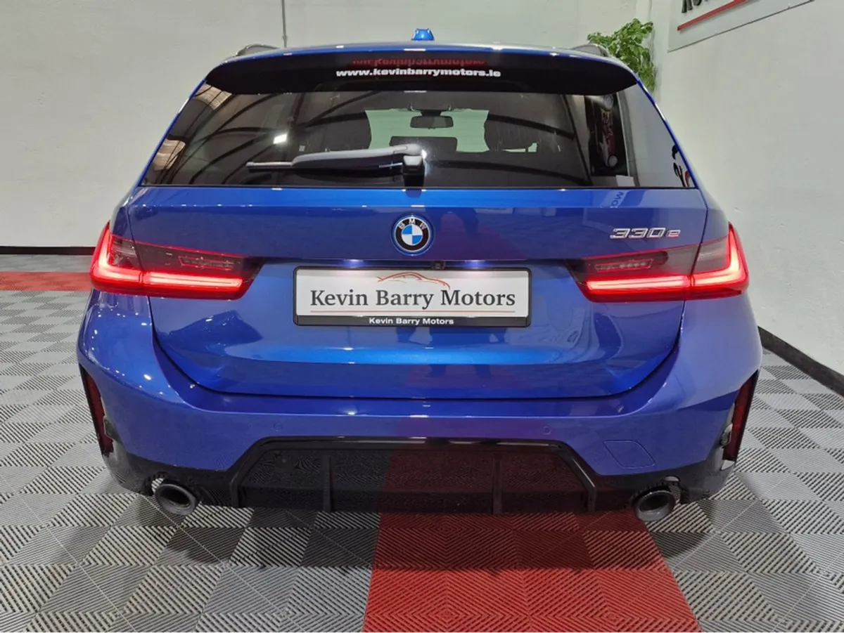 BMW 3 Series 330E Touring M Sport (pro Pack) LCI - Image 3