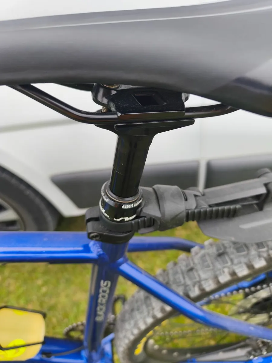 Mountain Bike - Image 2