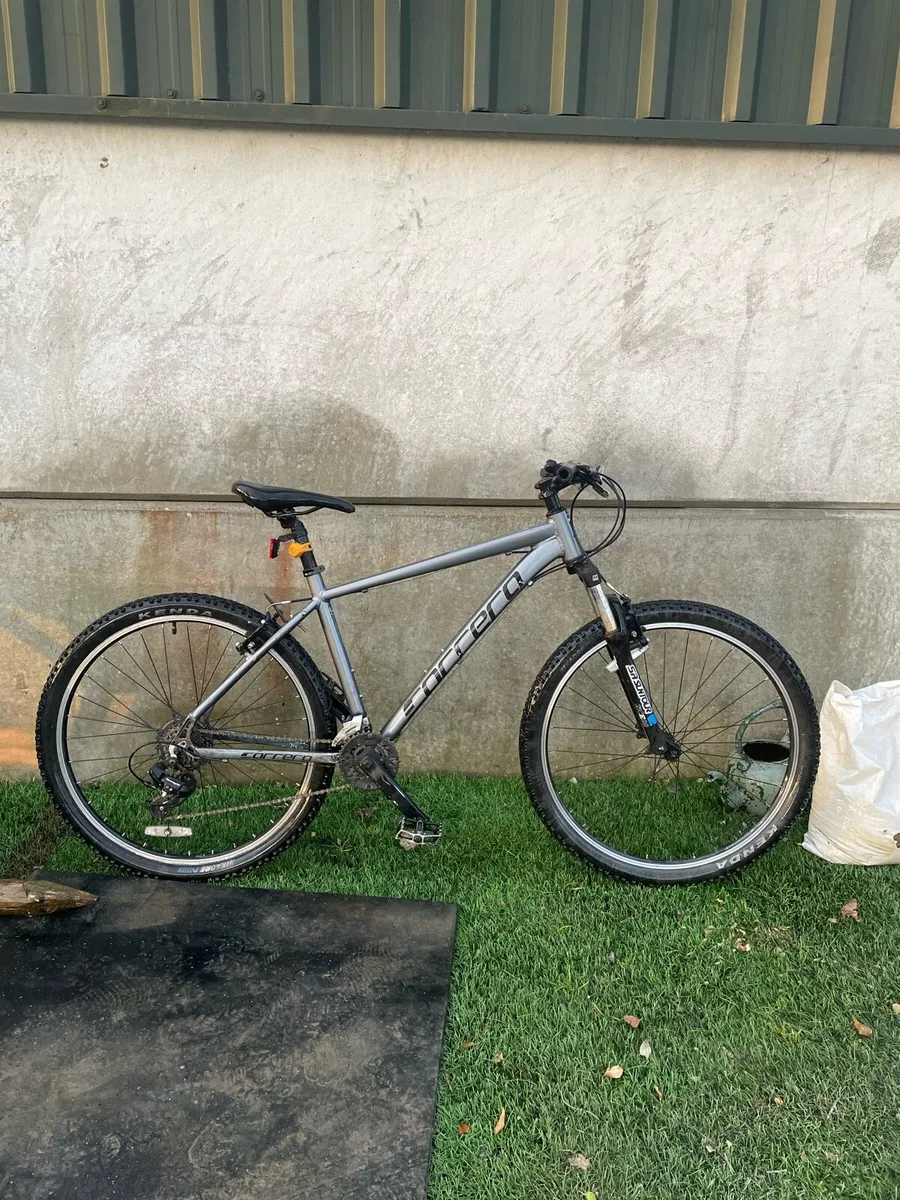 Carrera vengeance mountain bike - Image 3