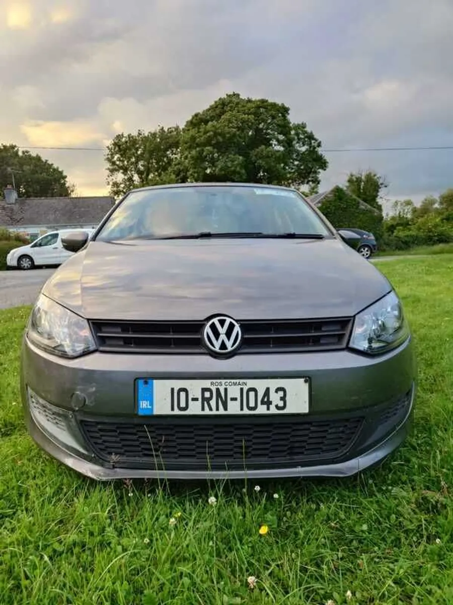 2010 Volkswagen Polo - Image 1