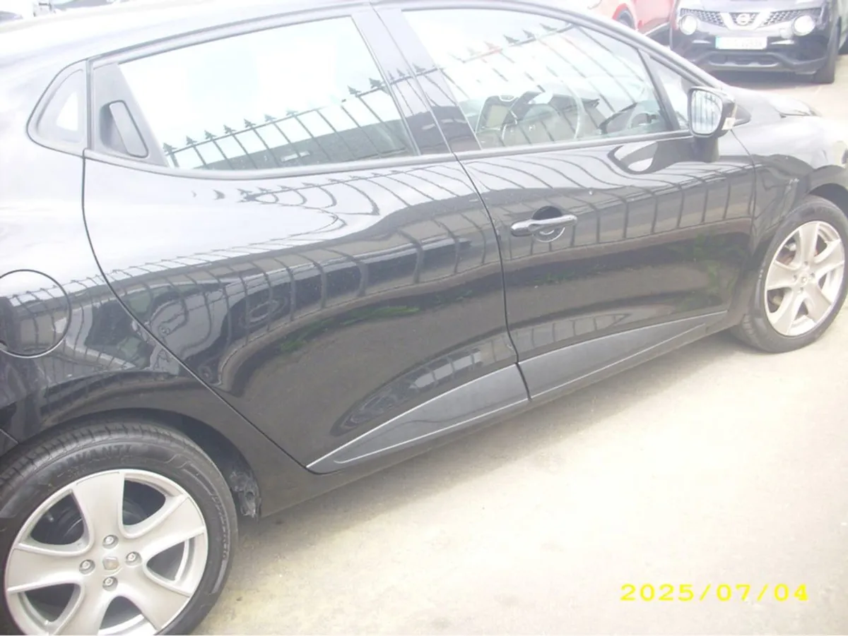 Renault Clio IV Dynamique 1.2 PET 7 4DR Petrol - Image 4